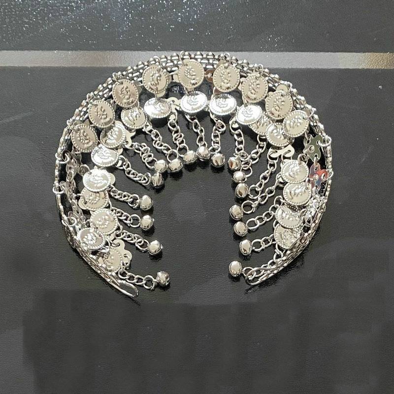 Silver square haircard